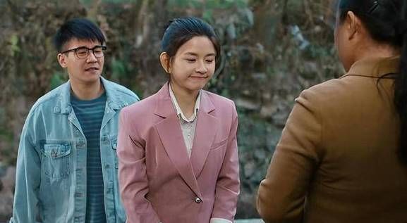 相亲开局震惊村花封面图