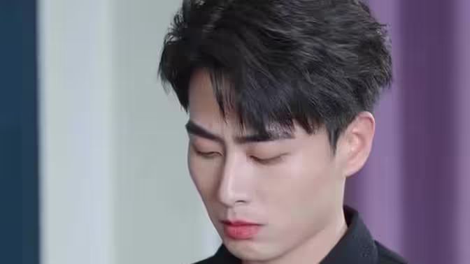 危险的她封面图