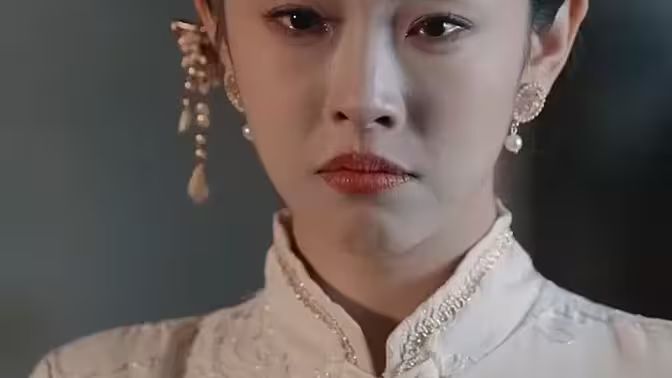 危墙之下封面图