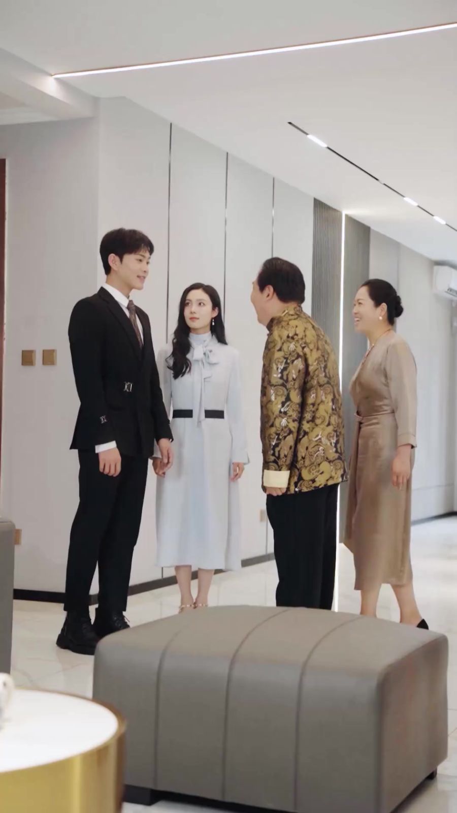 首富千金美又飒封面图