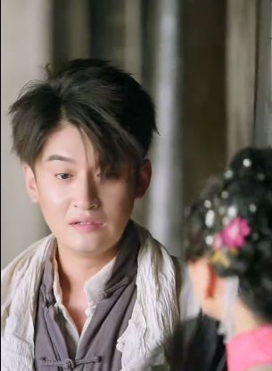 我有一扇奇迹双穿门（跨时空倒爷靠贩卖物资先赚到三个亿）封面图