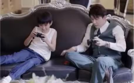 家有萌宝 傅少的在逃小娇妻封面图